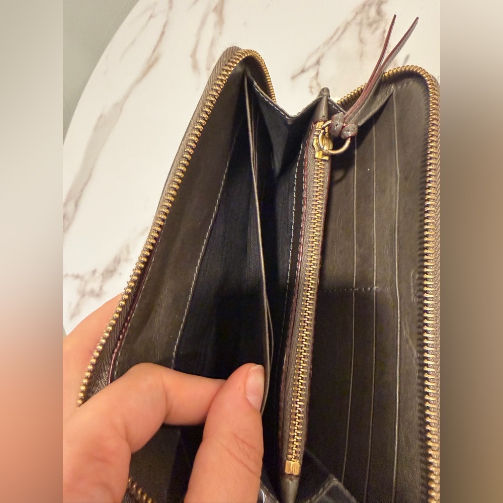 Women's Zip-Around Leather Wallet - Dark Gray - Picture 7 of 13